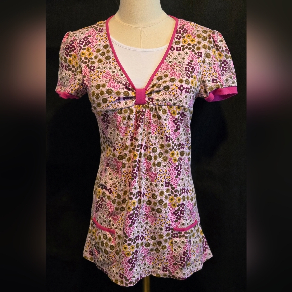 Arizona Floral Print Top with Pink Accents